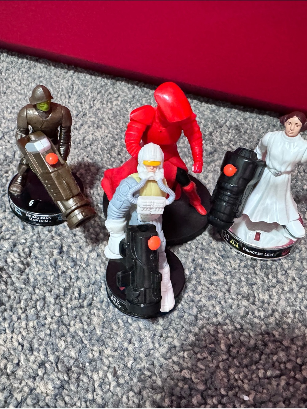 Star Wars Red, White, Brown, Black Figure Set